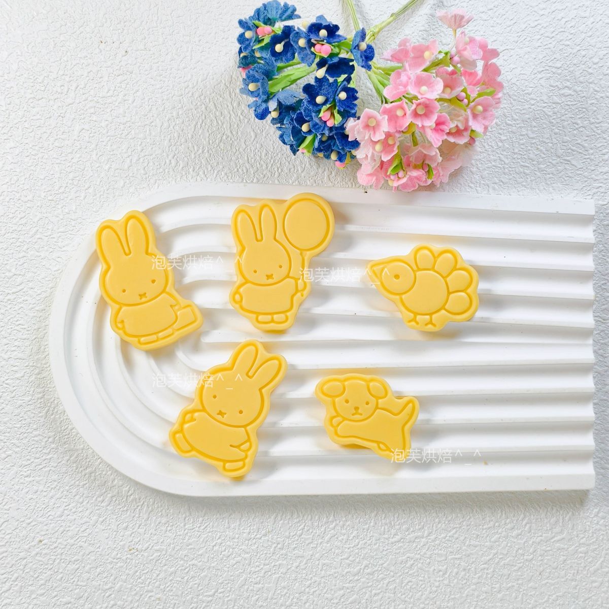 Cute 3D Press Cookie Mold with - Kitchen Handy Gadgets ulasan dan harga