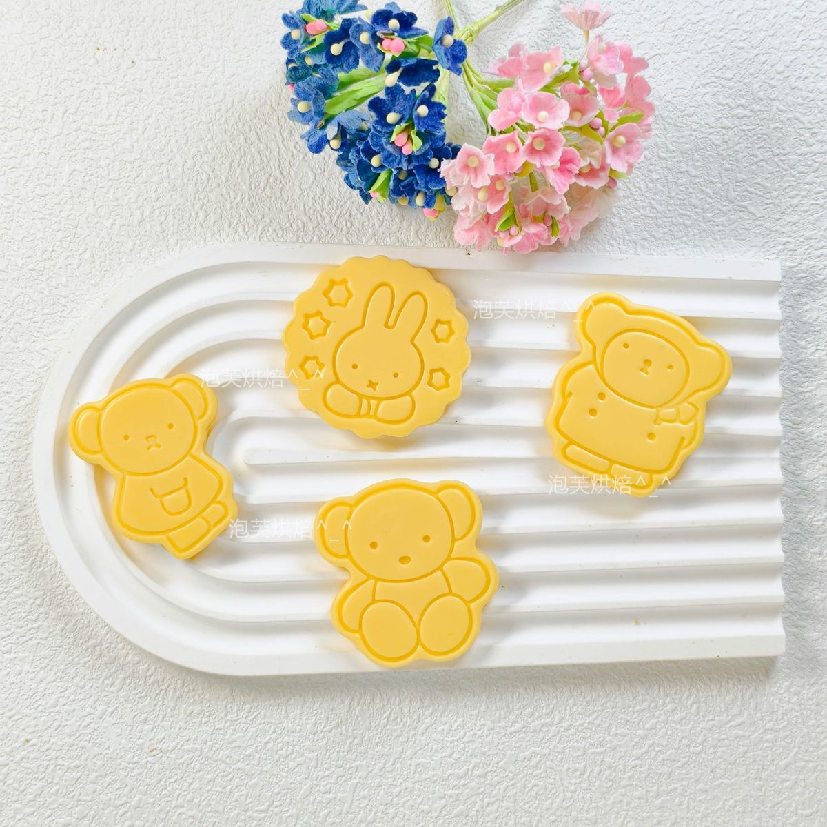 Cute 3D Press Cookie Mold with - Kitchen Handy Gadgets ulasan dan harga
